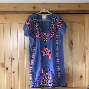 Sundance swimsuit coverup.  Could be a dress though.